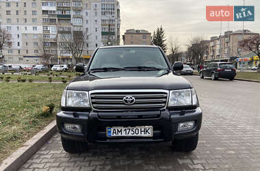 Внедорожник / Кроссовер Toyota Land Cruiser 2005 в Звягеле