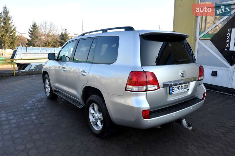 Внедорожник / Кроссовер Toyota Land Cruiser 2008 в Львове