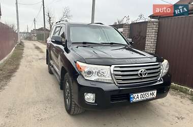 Позашляховик / Кросовер Toyota Land Cruiser 2013 в Бучі