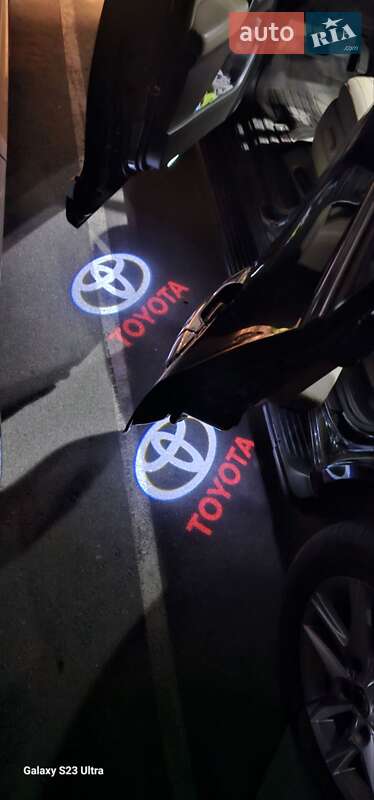 Внедорожник / Кроссовер Toyota Land Cruiser 2012 в Сквире