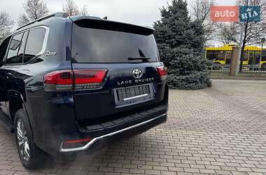 Внедорожник / Кроссовер Toyota Land Cruiser 2021 в Киеве