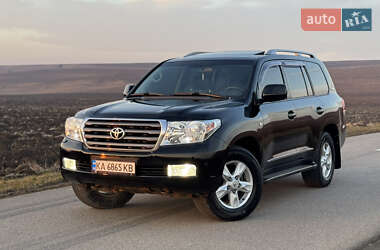 Позашляховик / Кросовер Toyota Land Cruiser 2011 в Чернівцях