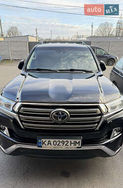 Внедорожник / Кроссовер Toyota Land Cruiser 2017 в Киеве