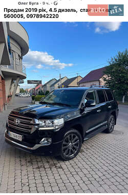 Позашляховик / Кросовер Toyota Land Cruiser 2019 в Хусті