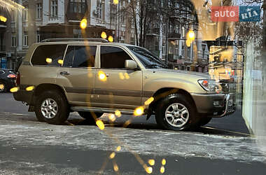 Внедорожник / Кроссовер Toyota Land Cruiser 1999 в 