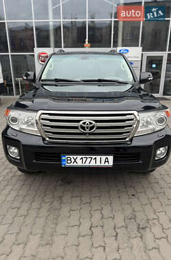 Внедорожник / Кроссовер Toyota Land Cruiser 2013 в Хмельницком