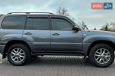 Внедорожник / Кроссовер Toyota Land Cruiser 2004 в Днепре