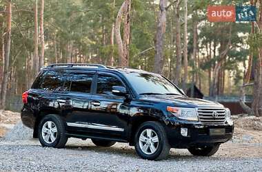 Позашляховик / Кросовер Toyota Land Cruiser 2012 в Києві