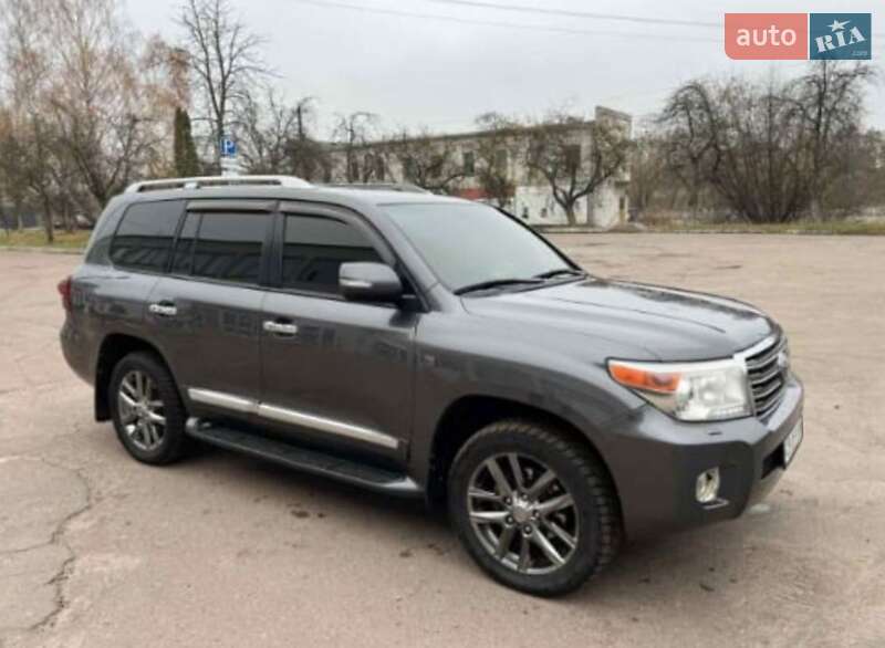Внедорожник / Кроссовер Toyota Land Cruiser 2011 в Чернигове
