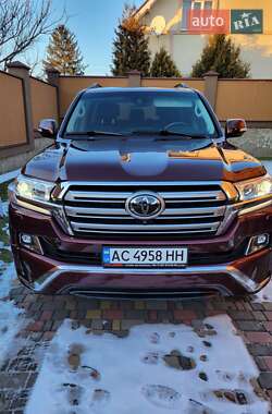 Внедорожник / Кроссовер Toyota Land Cruiser 2015 в Луцке