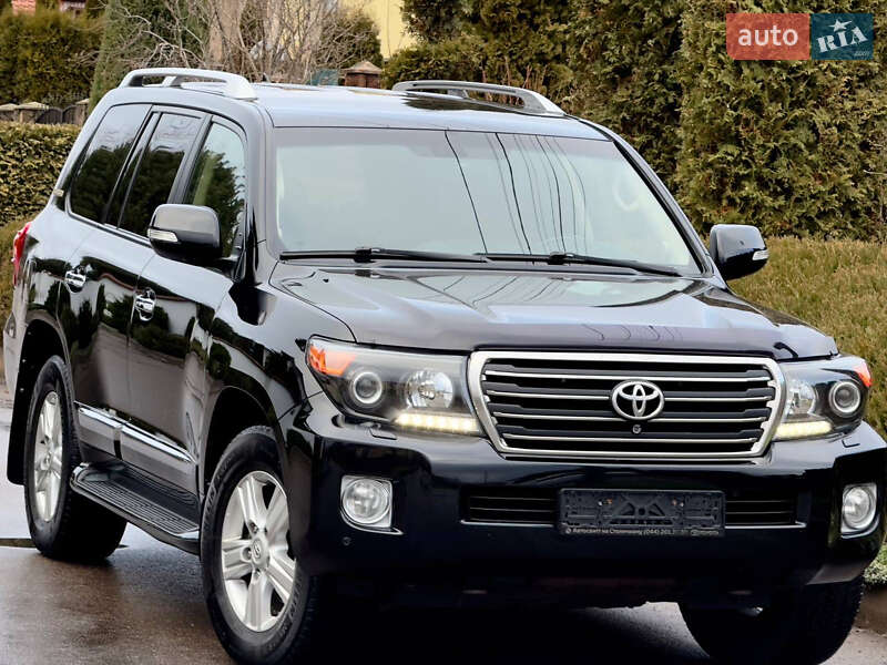Позашляховик / Кросовер Toyota Land Cruiser 2014 в Рівному