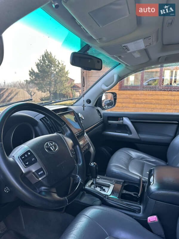 Внедорожник / Кроссовер Toyota Land Cruiser 2008 в Ивано-Франковске