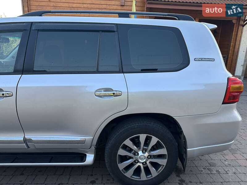 Внедорожник / Кроссовер Toyota Land Cruiser 2008 в Ивано-Франковске