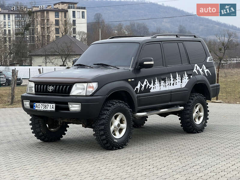 Позашляховик / Кросовер Toyota Land Cruiser 1998 в Сваляві