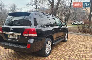 Внедорожник / Кроссовер Toyota Land Cruiser 2008 в 