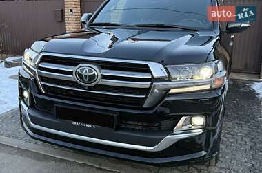 Внедорожник / Кроссовер Toyota Land Cruiser 2019 в Киеве