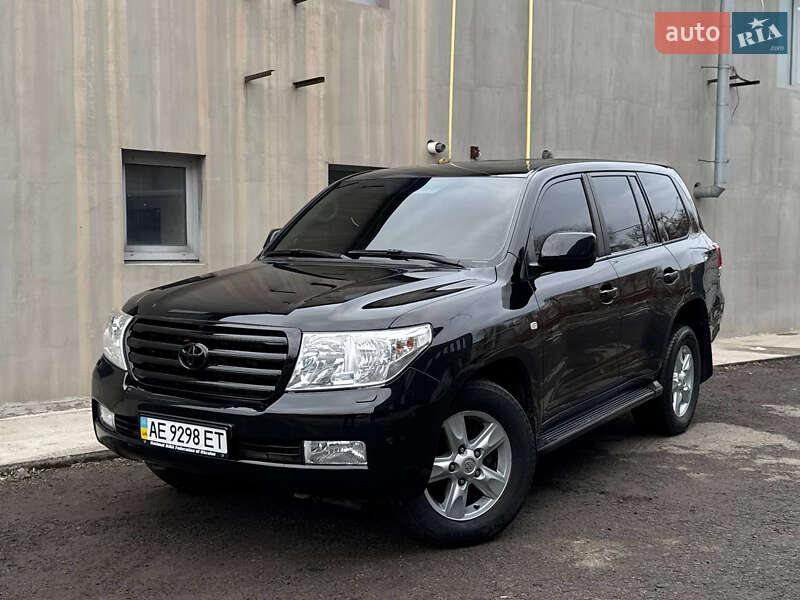 Внедорожник / Кроссовер Toyota Land Cruiser 2008 в 