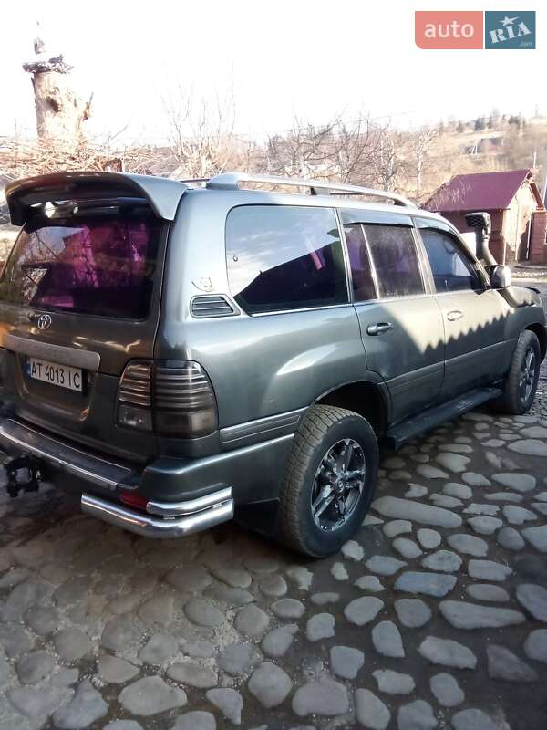Внедорожник / Кроссовер Toyota Land Cruiser 1998 в Лазещине