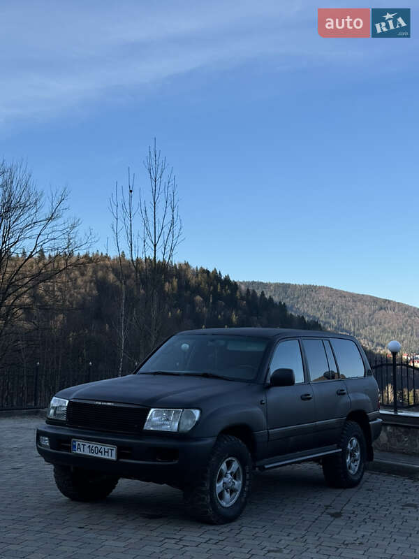 Toyota Land Cruiser 2002