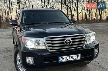 Позашляховик / Кросовер Toyota Land Cruiser 2012 в Львові