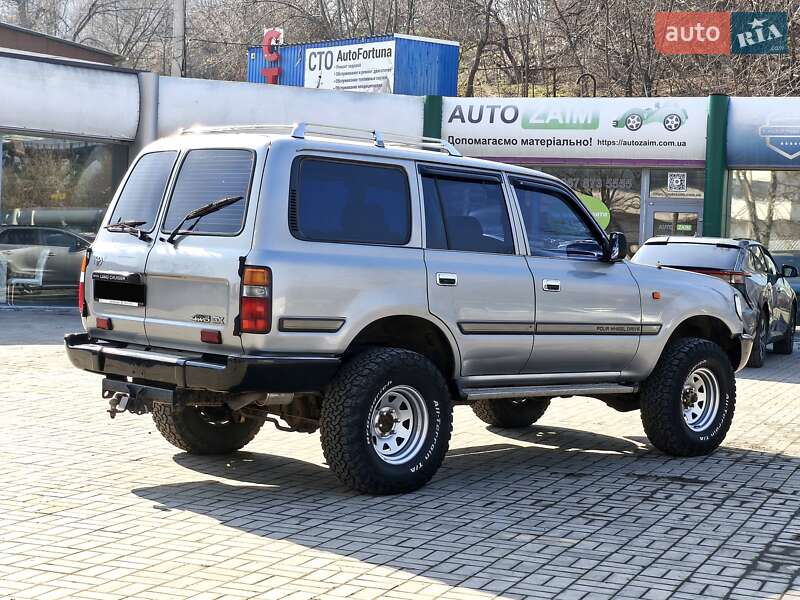 Позашляховик / Кросовер Toyota Land Cruiser 1994 в Дніпрі