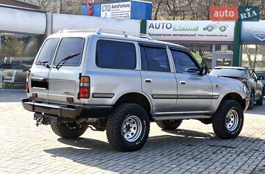 Позашляховик / Кросовер Toyota Land Cruiser 1994 в 