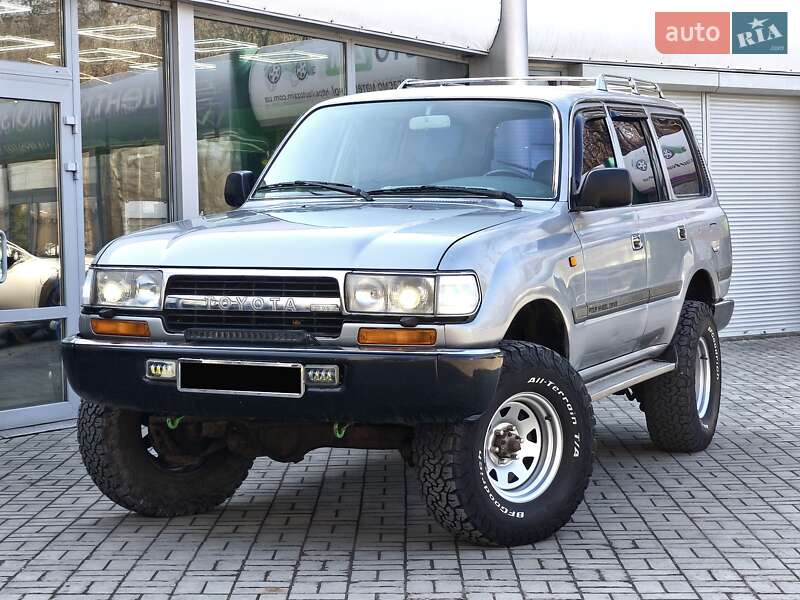 Позашляховик / Кросовер Toyota Land Cruiser 1994 в Дніпрі