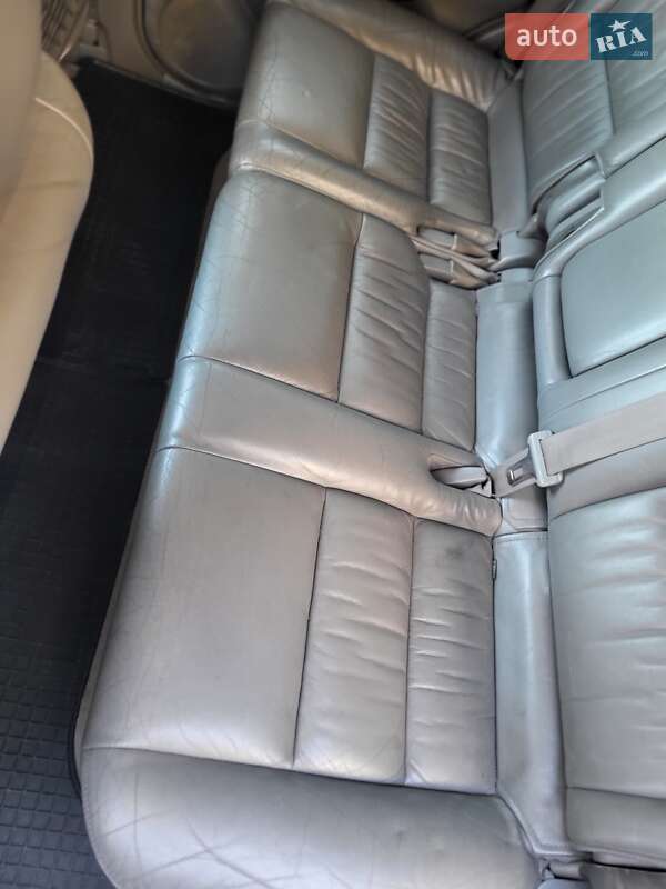 Внедорожник / Кроссовер Toyota Land Cruiser 2005 в Ровно