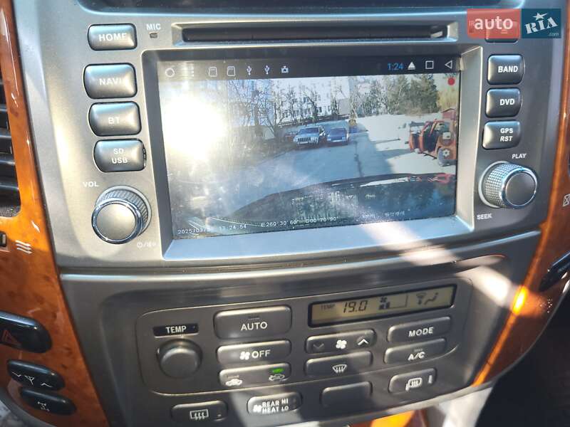 Внедорожник / Кроссовер Toyota Land Cruiser 2005 в Ровно