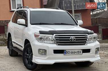 Внедорожник / Кроссовер Toyota Land Cruiser 2011 в Тернополе