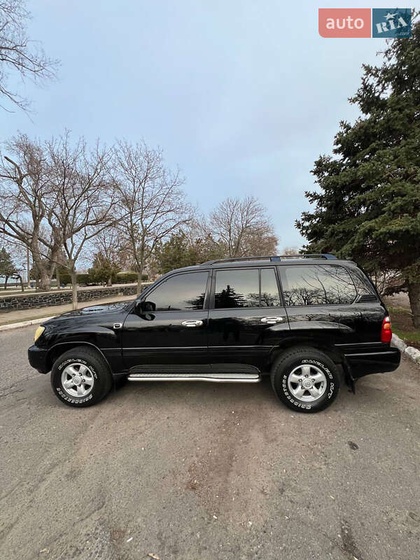 Внедорожник / Кроссовер Toyota Land Cruiser 1999 в Белгороде-Днестровском