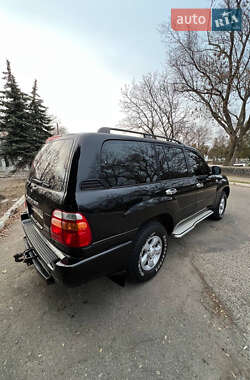 Внедорожник / Кроссовер Toyota Land Cruiser 1999 в 