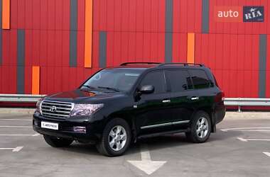 Позашляховик / Кросовер Toyota Land Cruiser 2010 в Києві