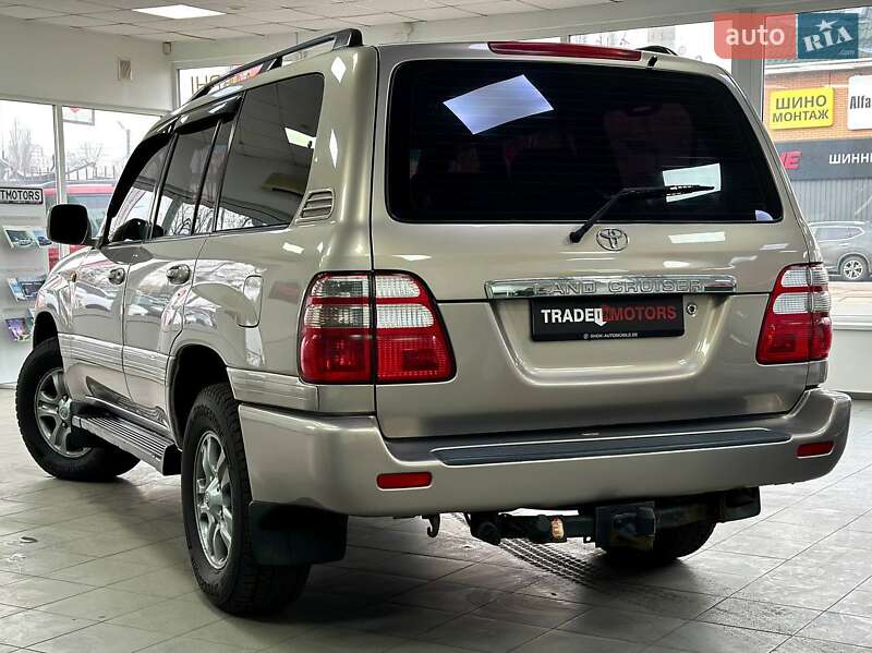 Внедорожник / Кроссовер Toyota Land Cruiser 2003 в Киеве