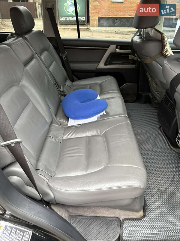 Позашляховик / Кросовер Toyota Land Cruiser 2010 в Конотопі