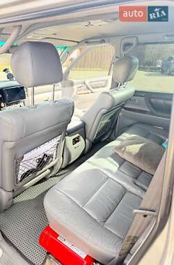 Внедорожник / Кроссовер Toyota Land Cruiser 2002 в 