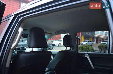 Внедорожник / Кроссовер Toyota Land Cruiser 2010 в 