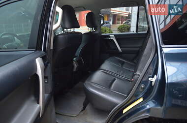 Внедорожник / Кроссовер Toyota Land Cruiser 2010 в 