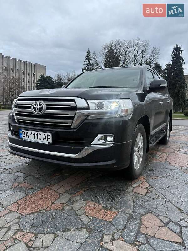 Позашляховик / Кросовер Toyota Land Cruiser 2020 в 