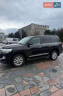 Позашляховик / Кросовер Toyota Land Cruiser 2020 в 