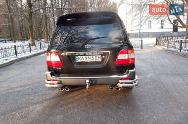 Внедорожник / Кроссовер Toyota Land Cruiser 2006 в 