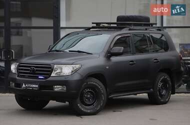 Внедорожник / Кроссовер Toyota Land Cruiser 2008 в 