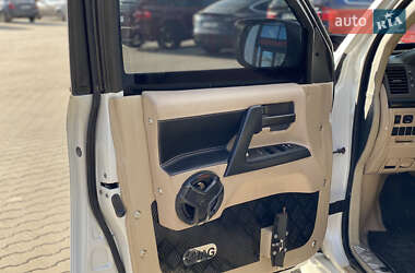 Внедорожник / Кроссовер Toyota Land Cruiser 2014 в 