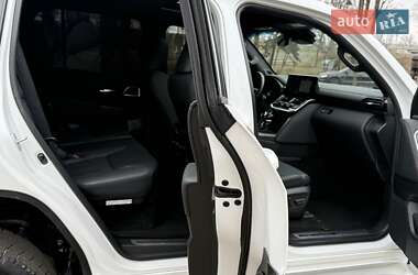 Позашляховик / Кросовер Toyota Land Cruiser 2023 в 