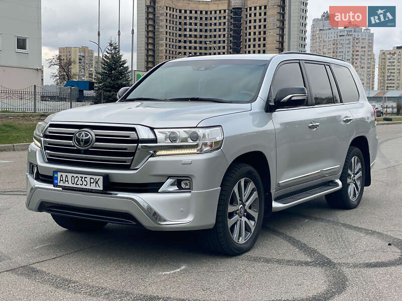 Внедорожник / Кроссовер Toyota Land Cruiser 2016 в Киеве