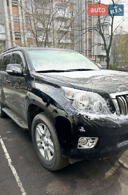 Позашляховик / Кросовер Toyota Land Cruiser 2010 в 