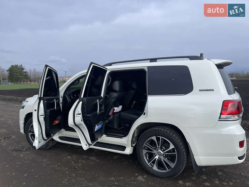 Внедорожник / Кроссовер Toyota Land Cruiser 2020 в Сумах