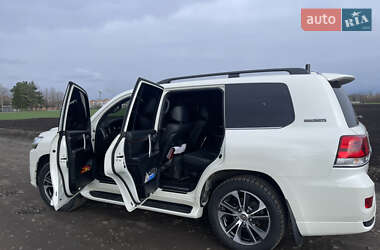 Внедорожник / Кроссовер Toyota Land Cruiser 2020 в 