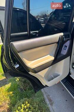 Внедорожник / Кроссовер Toyota Land Cruiser 2010 в 