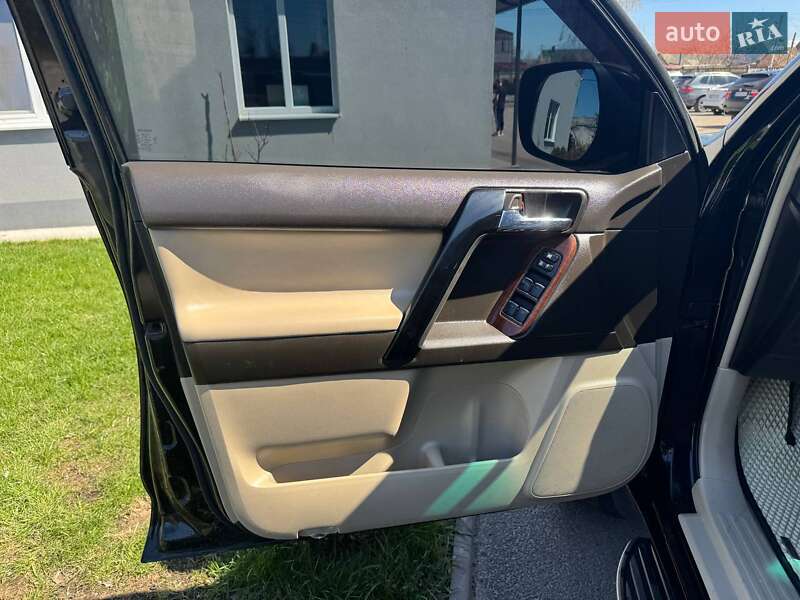 Внедорожник / Кроссовер Toyota Land Cruiser 2010 в Казатине фото 10 Внедорожник / Кроссовер Toyota Land Cruiser 2010 в Казатине